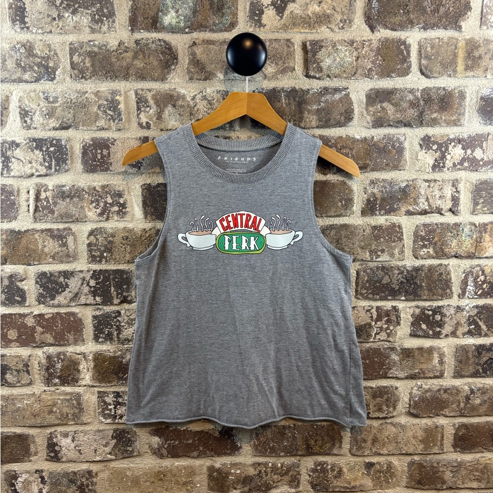 FRIENDS Central Perk Gray Sleeveless Cropped Tshirt/Tank Womens Sz M